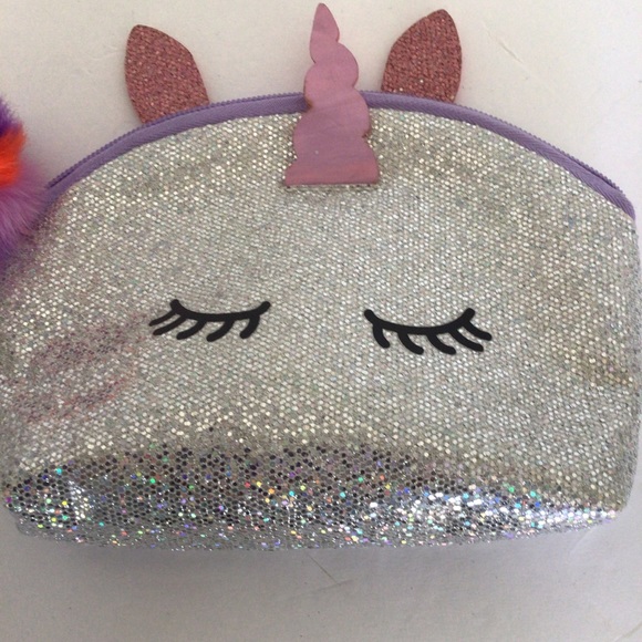 CLAIRES SPARKLY UNICORN GLITTER POUCH - Picture 3 of 6